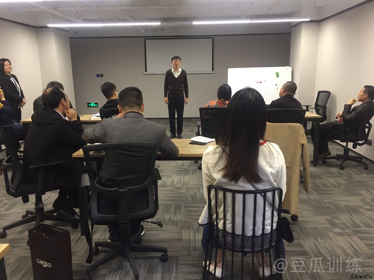 �쵼�ĺÿڲ�����������